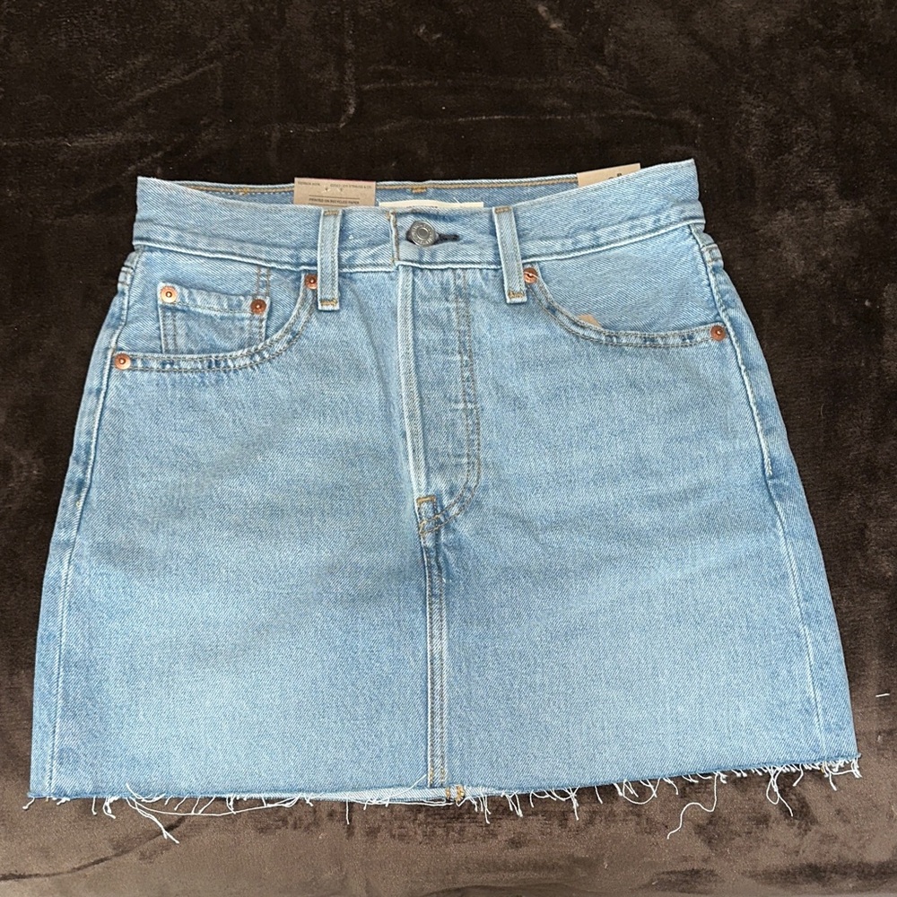 Levi’s Denim Mini Skirt